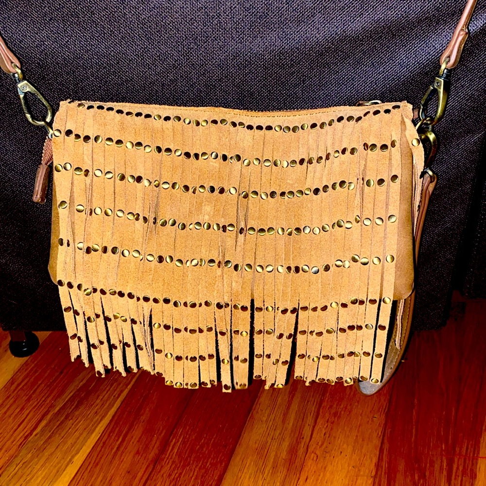 Shiraleah Chicago - Fringe Crossbody Purse